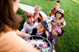 children-trick-or-treating