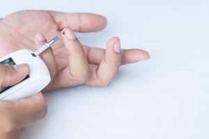 handheld-glucose-meter